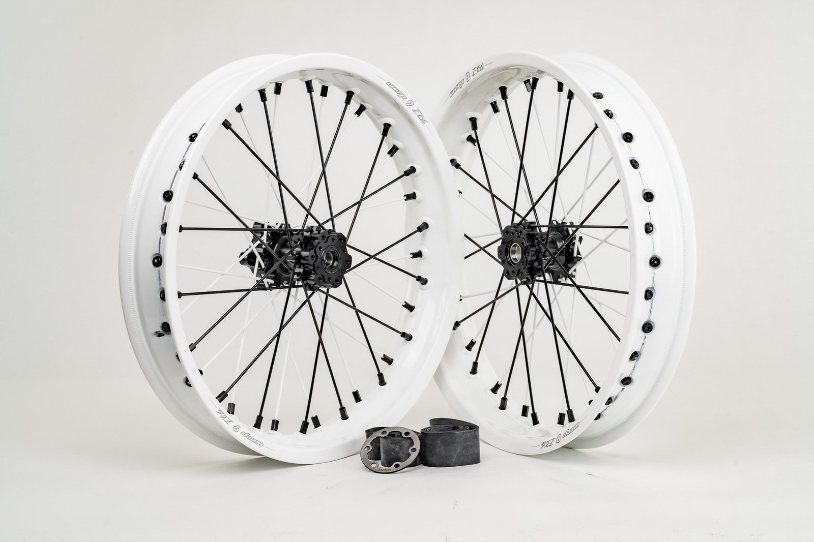 Surron Light Bee--Eride Pro/S/SS/2.0--Ventus--79 Bike Falcon 17 Wheel Set